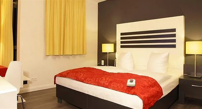 Garten Hotel 3*